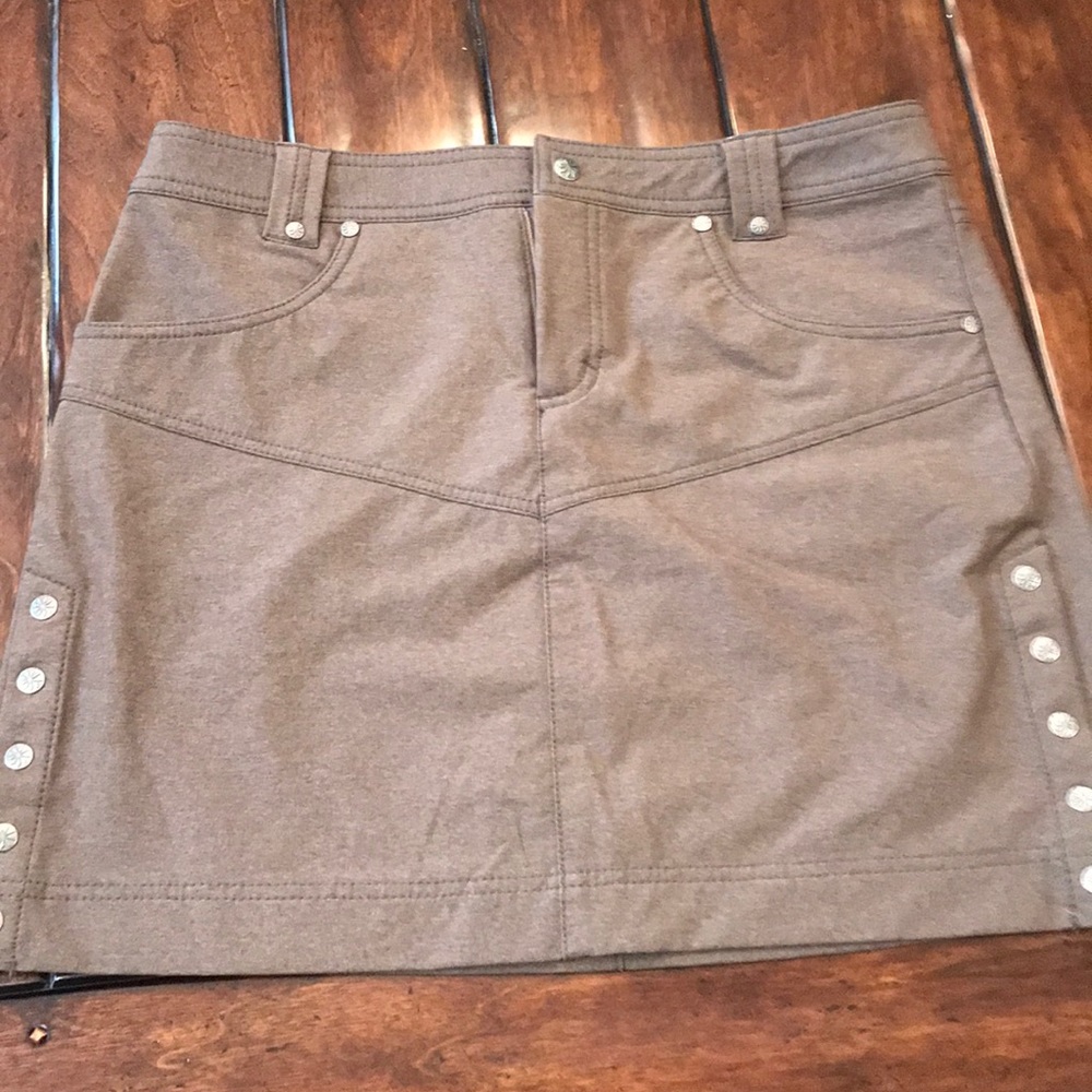 Athleta Skirt